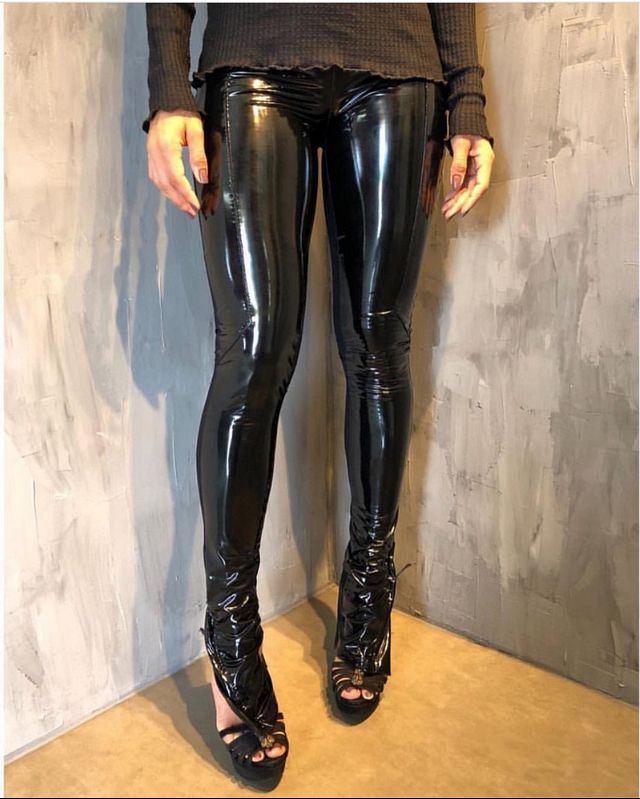 calça legging vinil